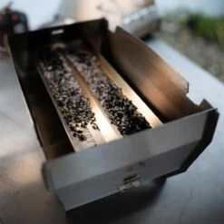 Skotti Smak Räucherschale Edelstahl -Napoleon Verkaufsgeschäft skotti smak raeucherschale edelstahl 4042991bdf4cd673a6899044f9f96a66